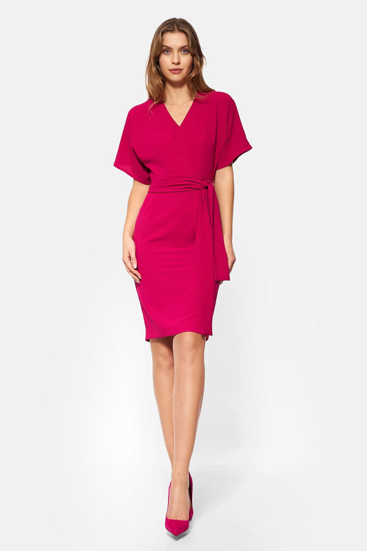 Dress with fitted bottom